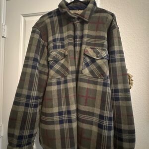 Freedom Foundry Men’s Super Plush Shirt Jacket New with tag Color: Olive